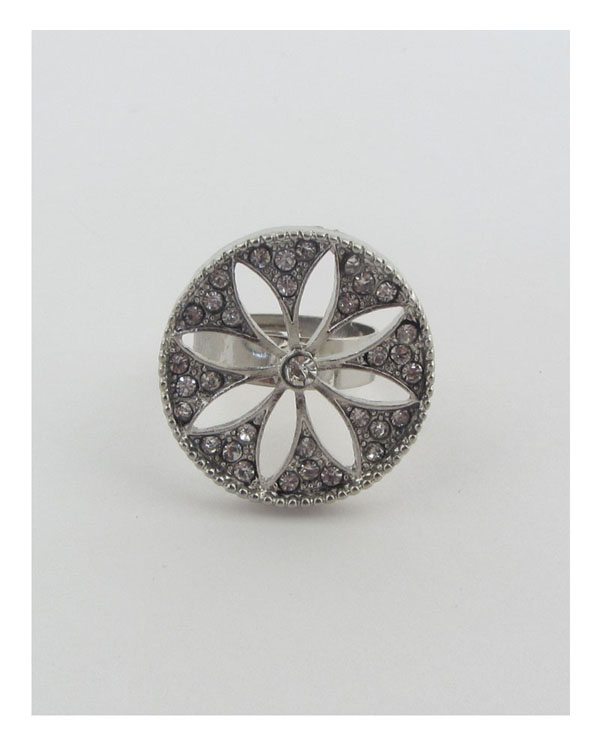 Adjustable cut out flower ring – Persix